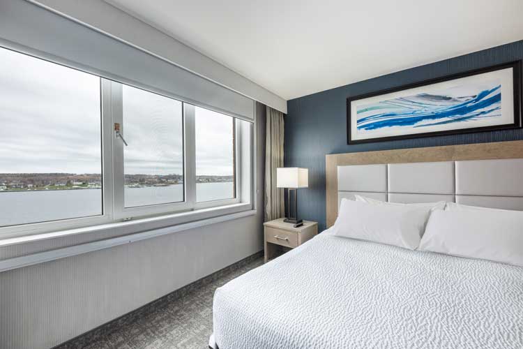 King Suite with harbour view